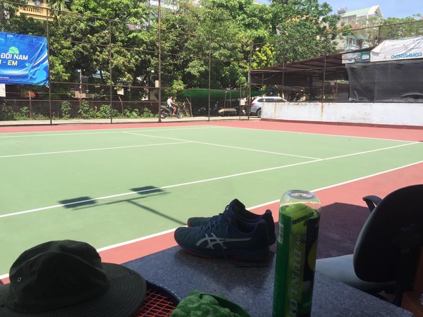 Thuê sân tennis Hà Nội - Viettel là quyết định sáng suốt cho vợt thủ