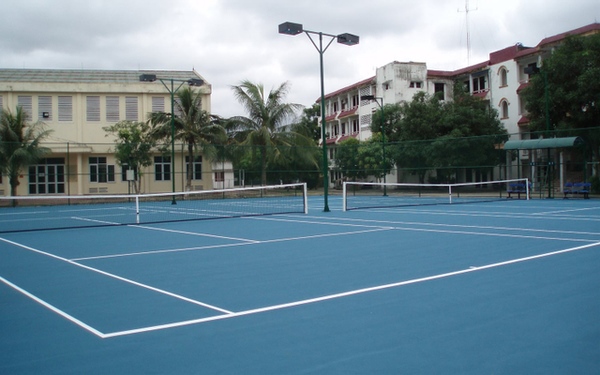 Sân tennis của khách sạn Hacinco