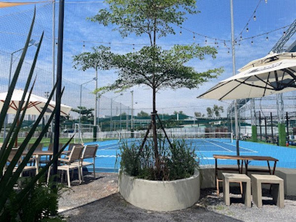 Sân Vietpadel Country Club được trang bị hệ thống cơ sở vật chất hiện đại, tiện nghi